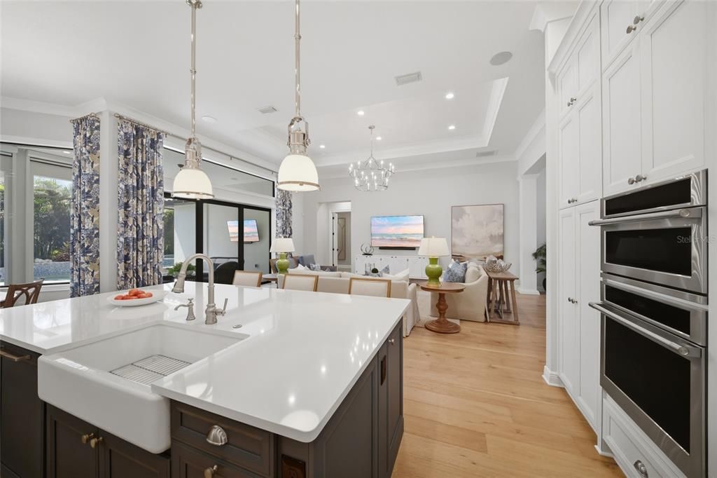 En Venta: $1,525,000 (3 camas, 2 baños, 2908 Pies cuadrados)