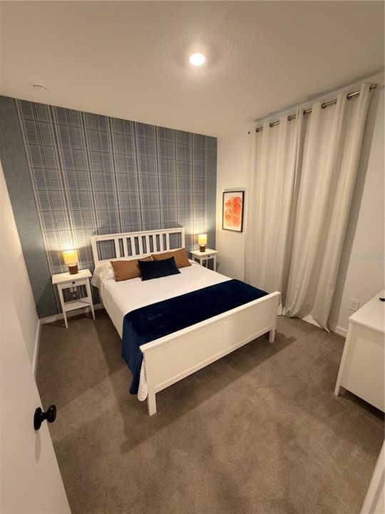 For Sale: $369,990 (3 beds, 3 baths, 1365 Square Feet)