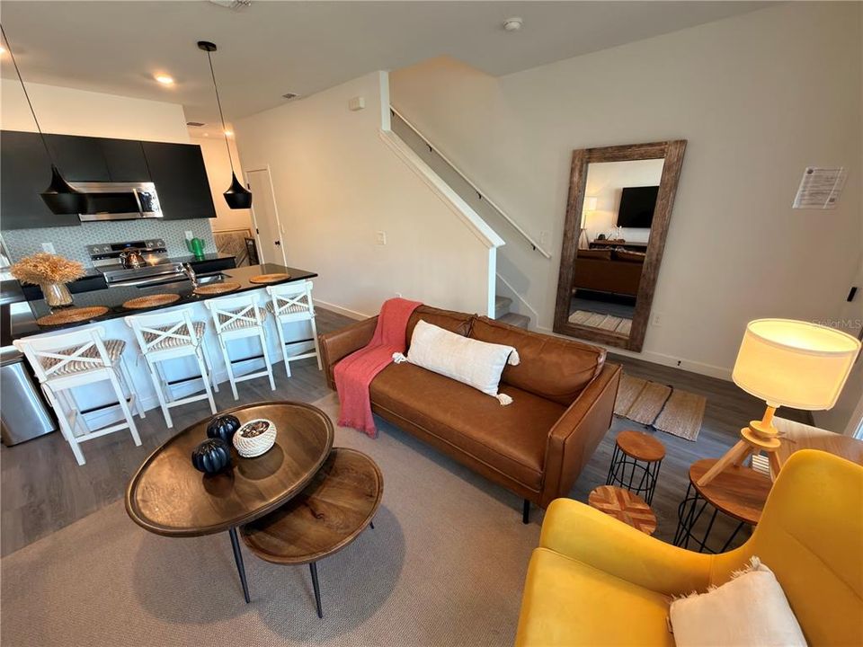 For Sale: $369,990 (3 beds, 3 baths, 1365 Square Feet)