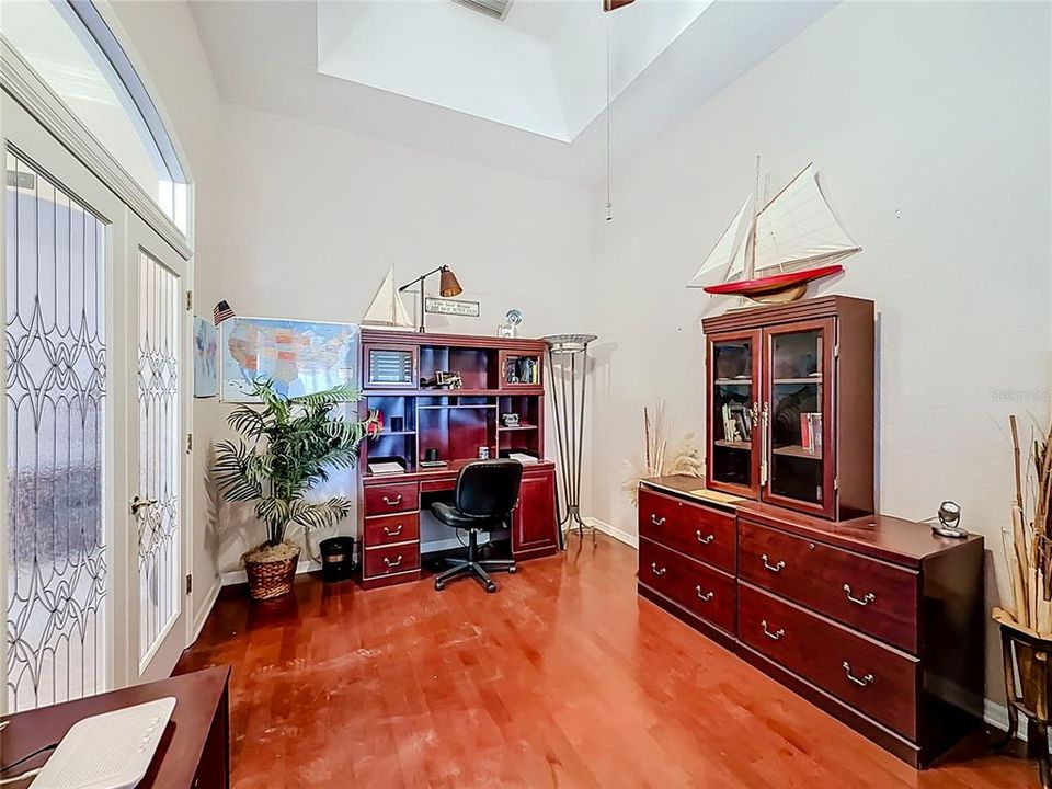 На продажу: $525,000 (4 спален, 3 ванн, 2442 Квадратных фут)