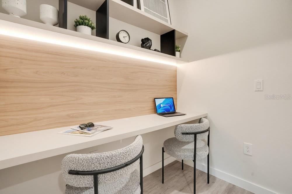 На продажу: $389,000 (3 спален, 3 ванн, 1372 Квадратных фут)