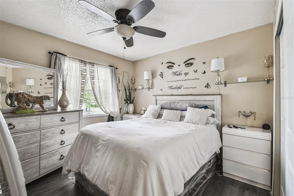 For Sale: $480,000 (6 beds, 0 baths, 1736 Square Feet)