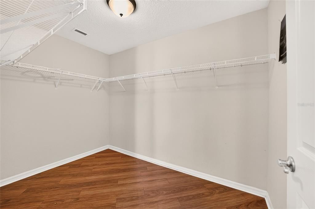 En Venta: $349,900 (3 camas, 2 baños, 1512 Pies cuadrados)