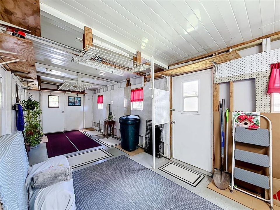 На продажу: $219,000 (2 спален, 2 ванн, 1760 Квадратных фут)