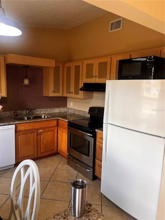 For Sale: $424,900 (4 beds, 0 baths, 1604 Square Feet)