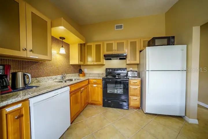 For Sale: $424,900 (4 beds, 0 baths, 1604 Square Feet)