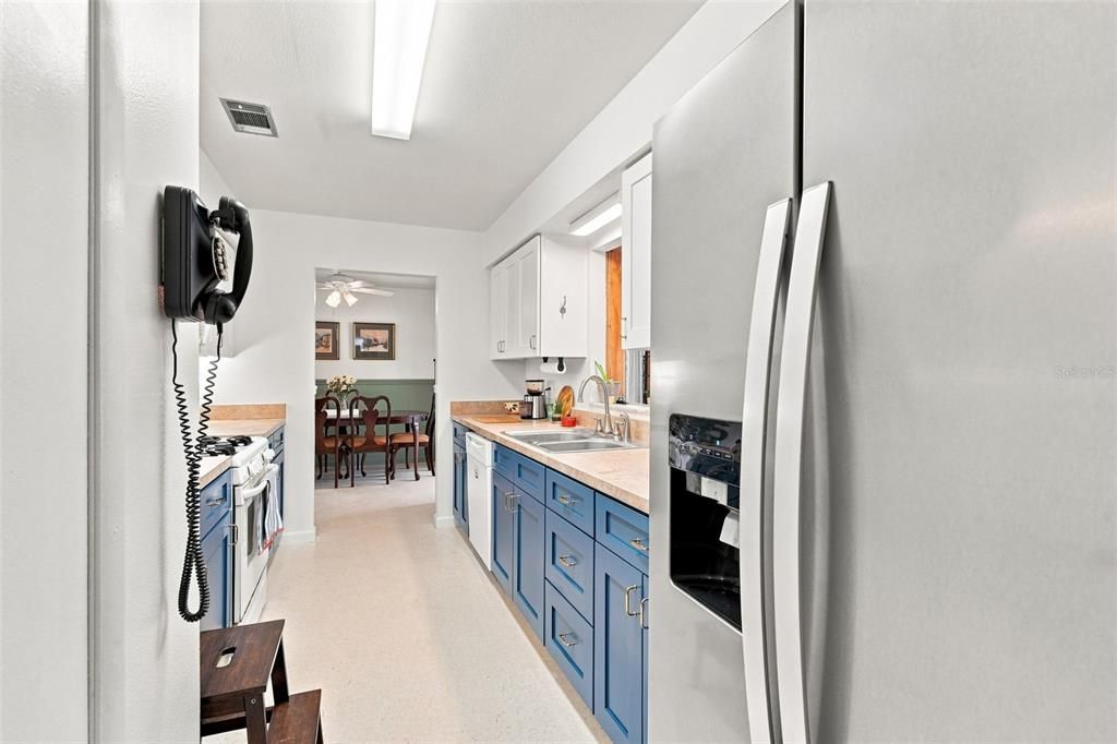 En Venta: $279,900 (3 camas, 2 baños, 1340 Pies cuadrados)