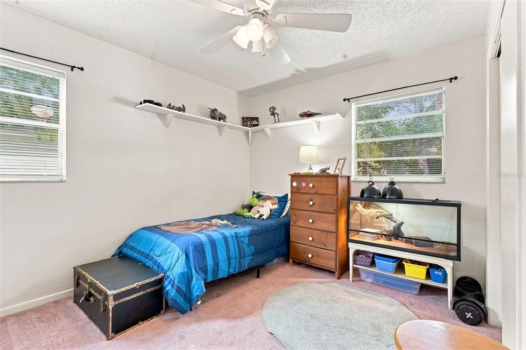 En Venta: $279,900 (3 camas, 2 baños, 1340 Pies cuadrados)