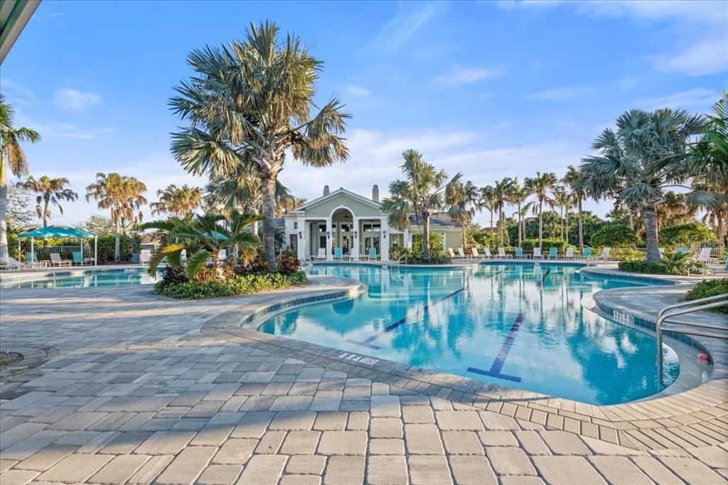 For Sale: $474,900 (2 beds, 2 baths, 1632 Square Feet)