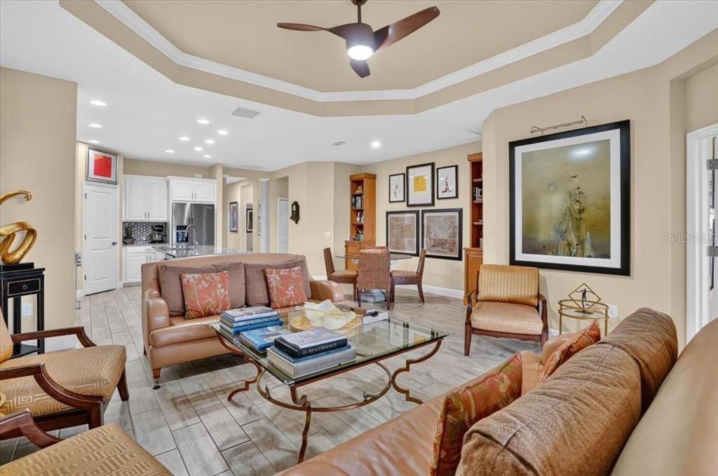 For Sale: $474,900 (2 beds, 2 baths, 1632 Square Feet)