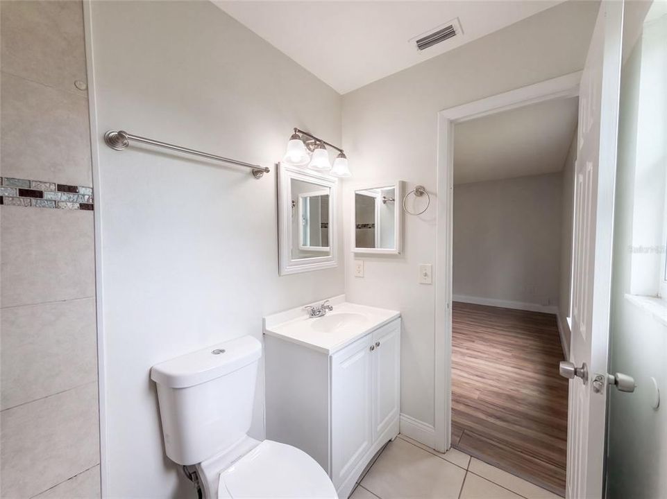 En Venta: $270,000 (3 camas, 2 baños, 960 Pies cuadrados)