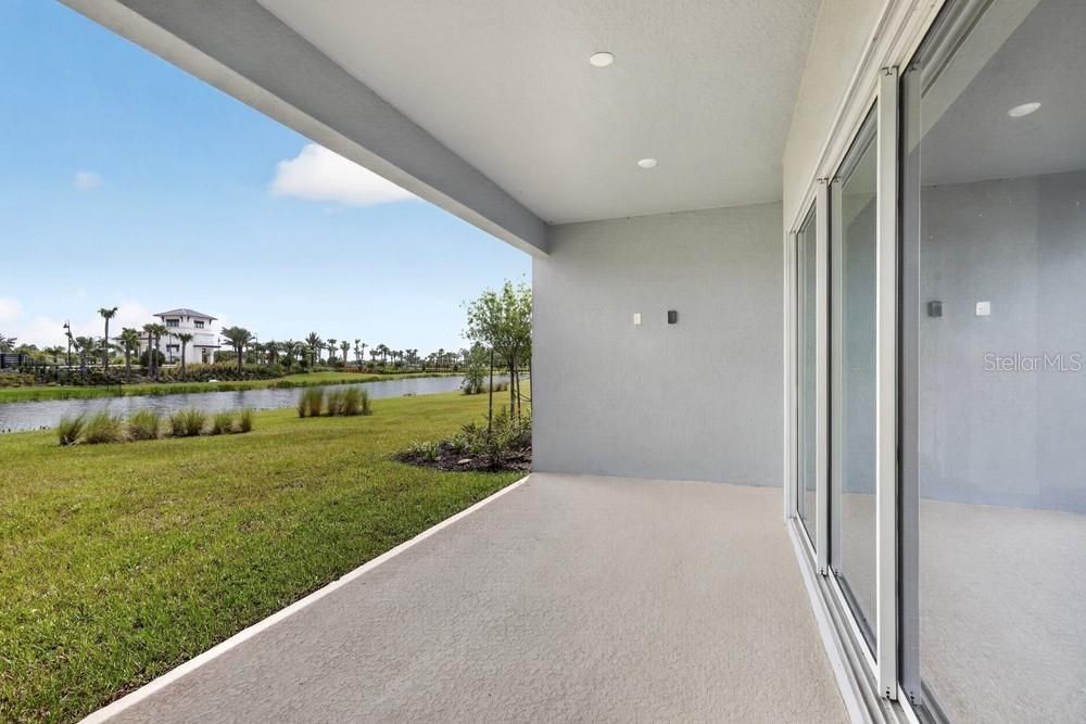 En Venta: $499,999 (3 camas, 3 baños, 2296 Pies cuadrados)