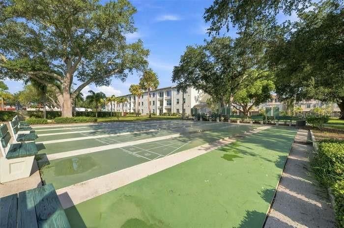 For Sale: $185,000 (2 beds, 1 baths, 930 Square Feet)