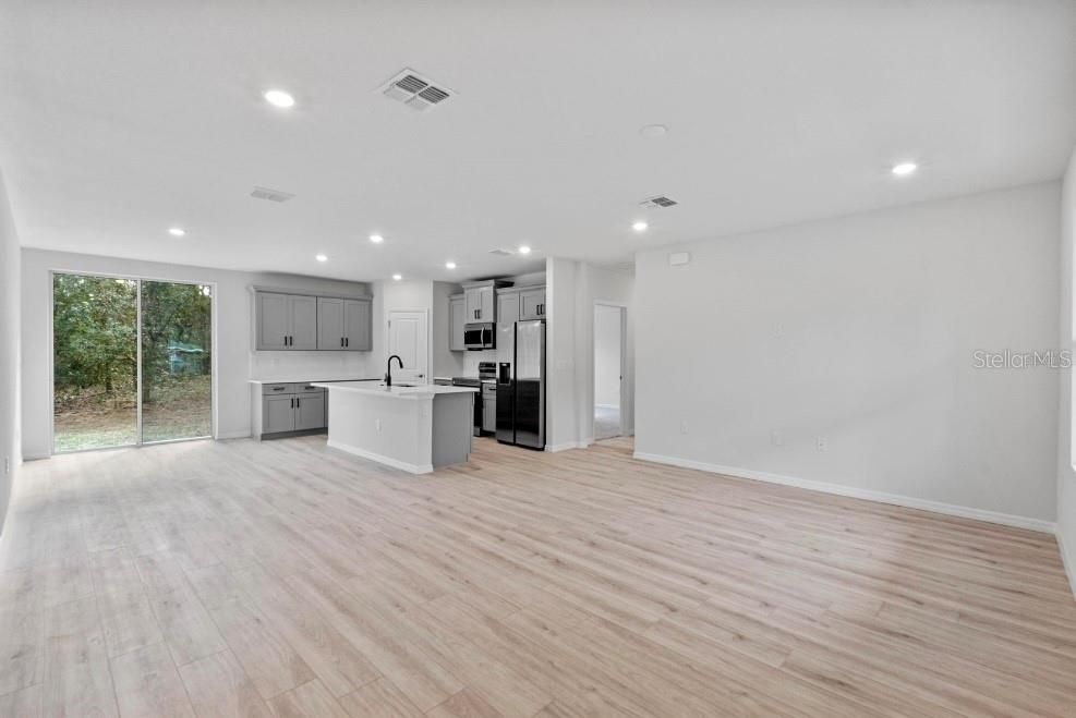 En Venta: $275,000 (3 camas, 2 baños, 1457 Pies cuadrados)