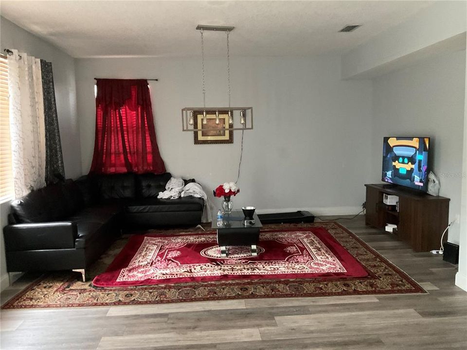 For Sale: $479,900 (5 beds, 4 baths, 3418 Square Feet)
