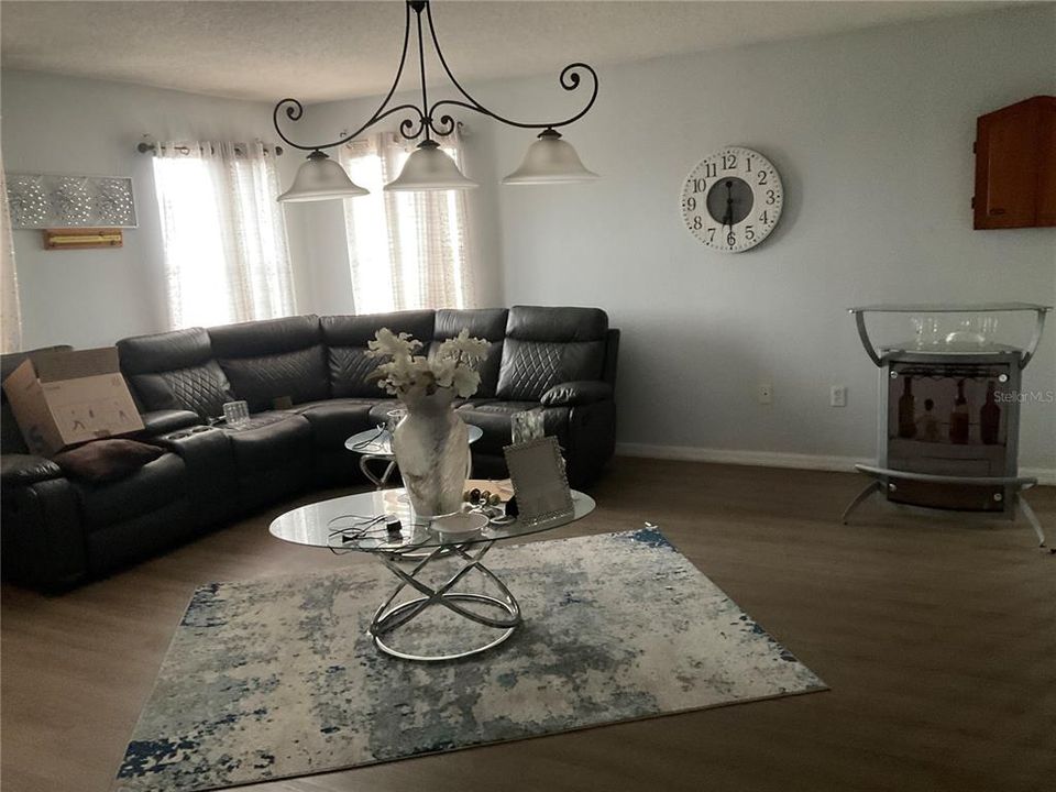 For Sale: $479,900 (5 beds, 4 baths, 3418 Square Feet)