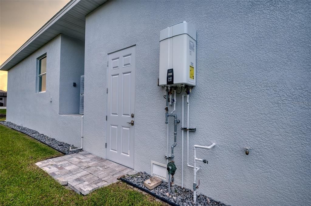 En Venta: $1,339,900 (3 camas, 2 baños, 2237 Pies cuadrados)