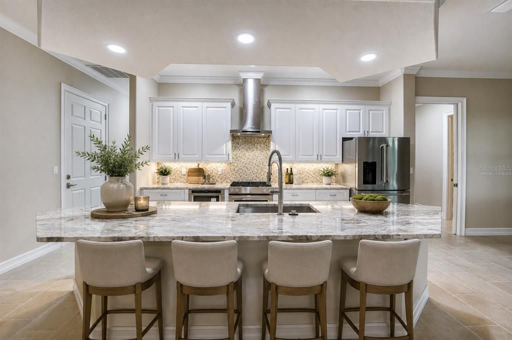 En Venta: $1,339,900 (3 camas, 2 baños, 2237 Pies cuadrados)