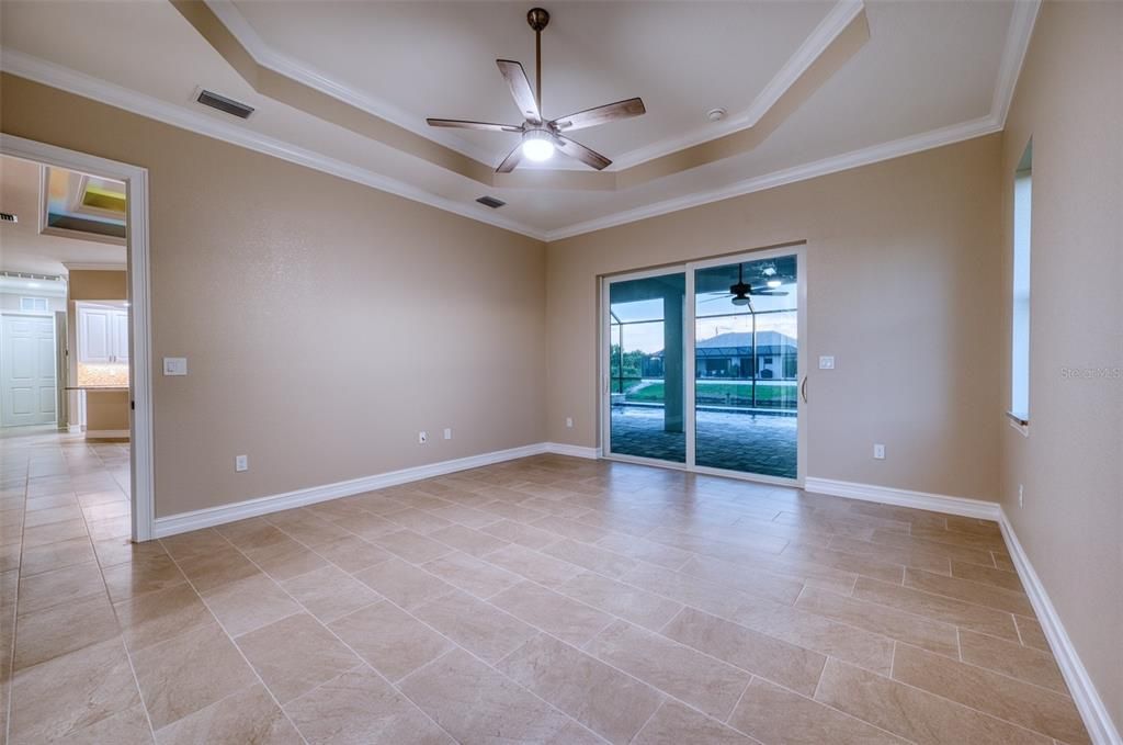 En Venta: $1,339,900 (3 camas, 2 baños, 2237 Pies cuadrados)
