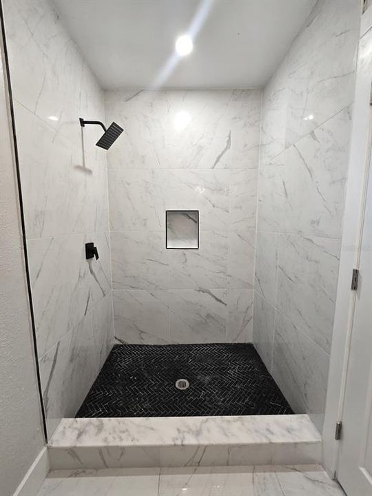 В аренду: $2,200 (4 спален, 2 ванн, 1350 Квадратных фут)
