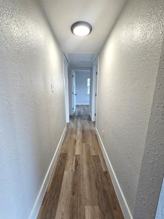 В аренду: $2,200 (4 спален, 2 ванн, 1350 Квадратных фут)