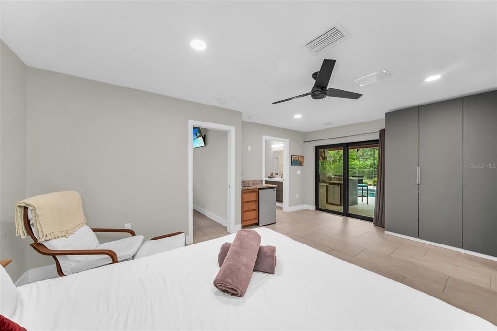 En Venta: $1,349,000 (8 camas, 5 baños, 3081 Pies cuadrados)