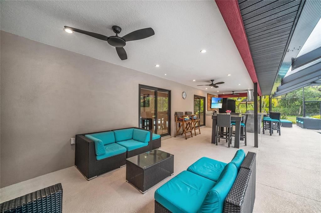 En Venta: $1,349,000 (8 camas, 5 baños, 3081 Pies cuadrados)