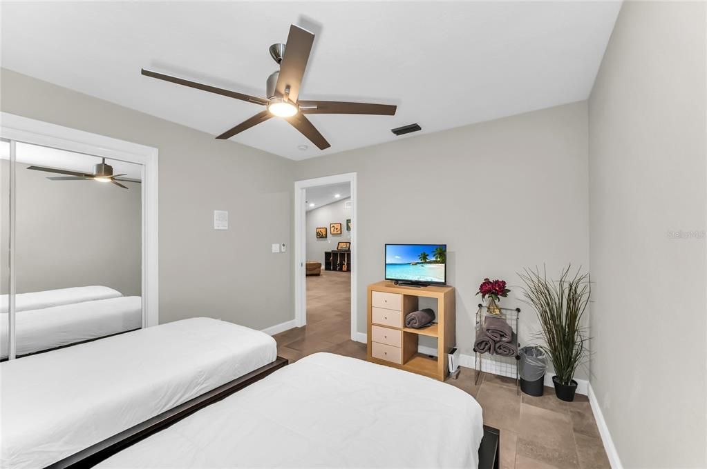 En Venta: $1,349,000 (8 camas, 5 baños, 3081 Pies cuadrados)