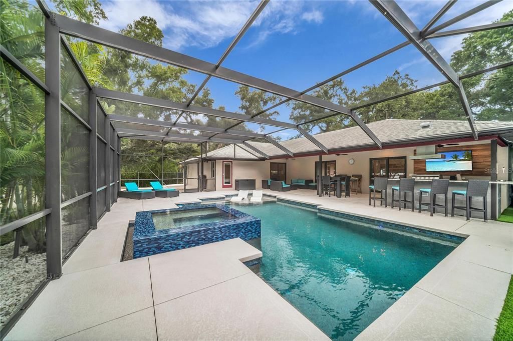 En Venta: $1,349,000 (8 camas, 5 baños, 3081 Pies cuadrados)