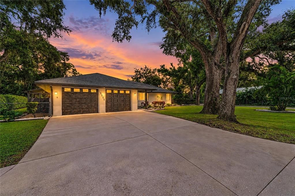 En Venta: $1,349,000 (8 camas, 5 baños, 3081 Pies cuadrados)