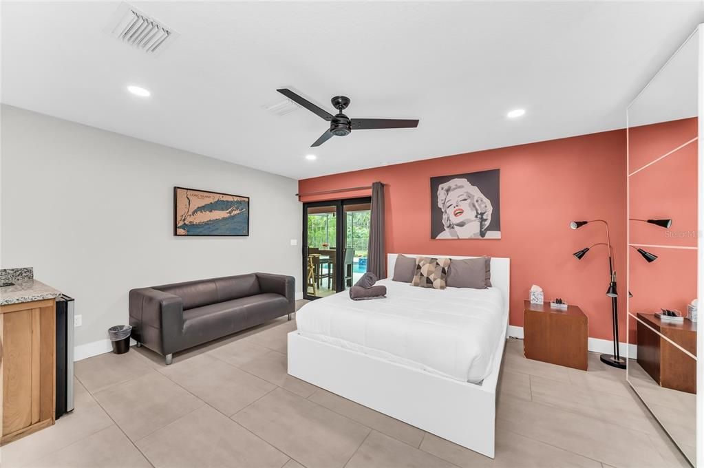 En Venta: $1,349,000 (8 camas, 5 baños, 3081 Pies cuadrados)