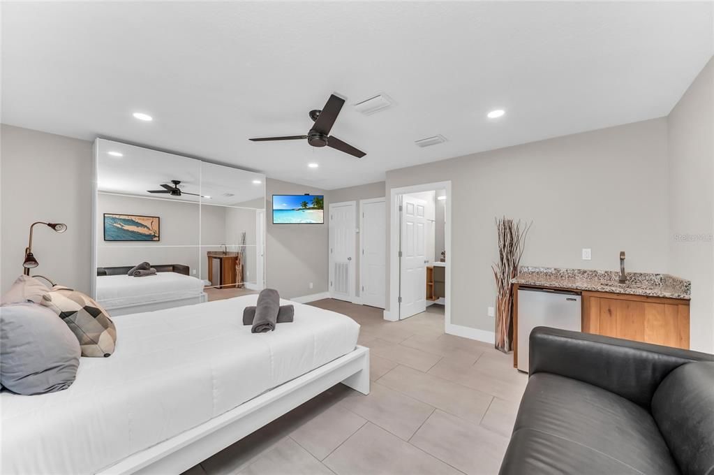 En Venta: $1,349,000 (8 camas, 5 baños, 3081 Pies cuadrados)