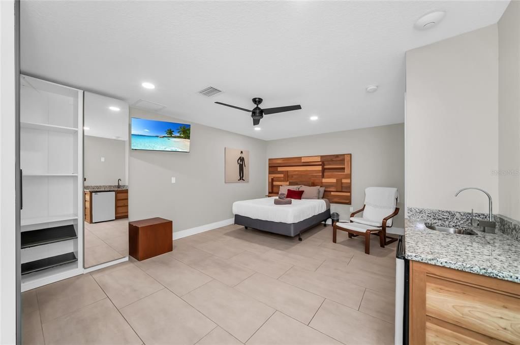 En Venta: $1,349,000 (8 camas, 5 baños, 3081 Pies cuadrados)