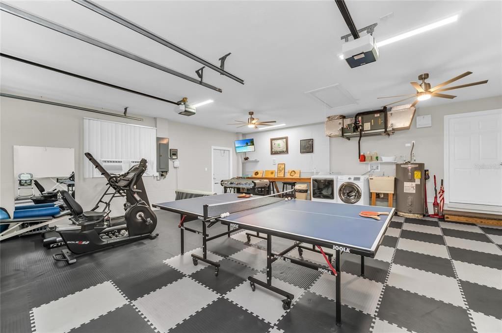En Venta: $1,349,000 (8 camas, 5 baños, 3081 Pies cuadrados)
