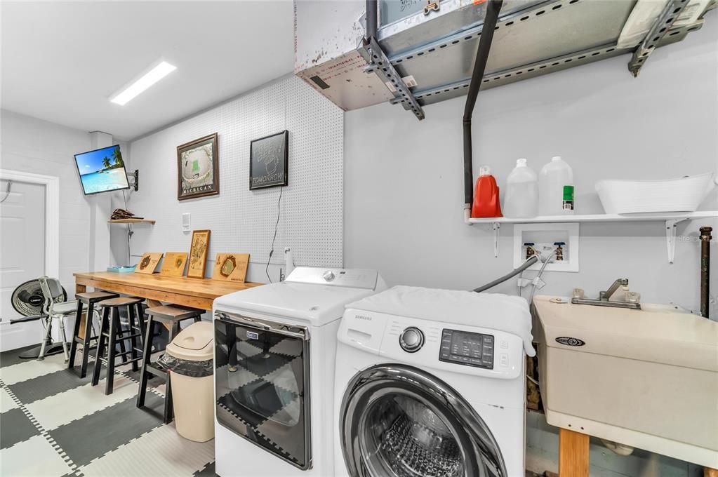 En Venta: $1,349,000 (8 camas, 5 baños, 3081 Pies cuadrados)