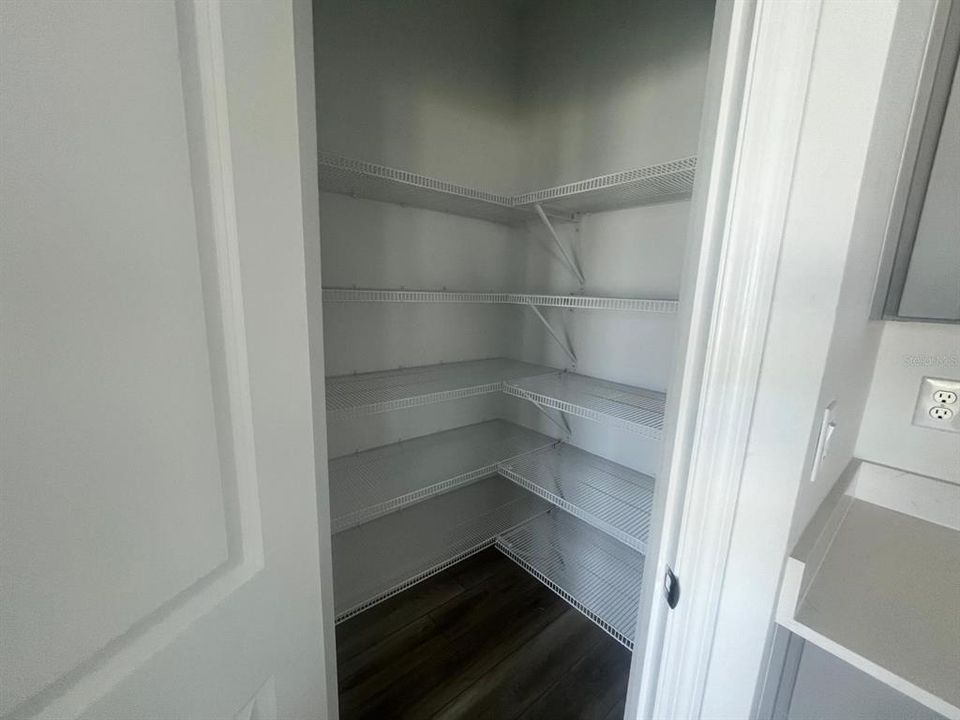 В аренду: $2,800 (5 спален, 3 ванн, 2470 Квадратных фут)