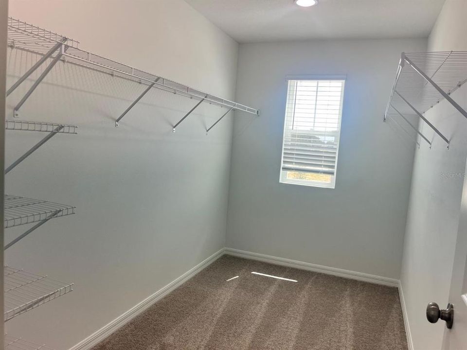 В аренду: $2,800 (5 спален, 3 ванн, 2470 Квадратных фут)