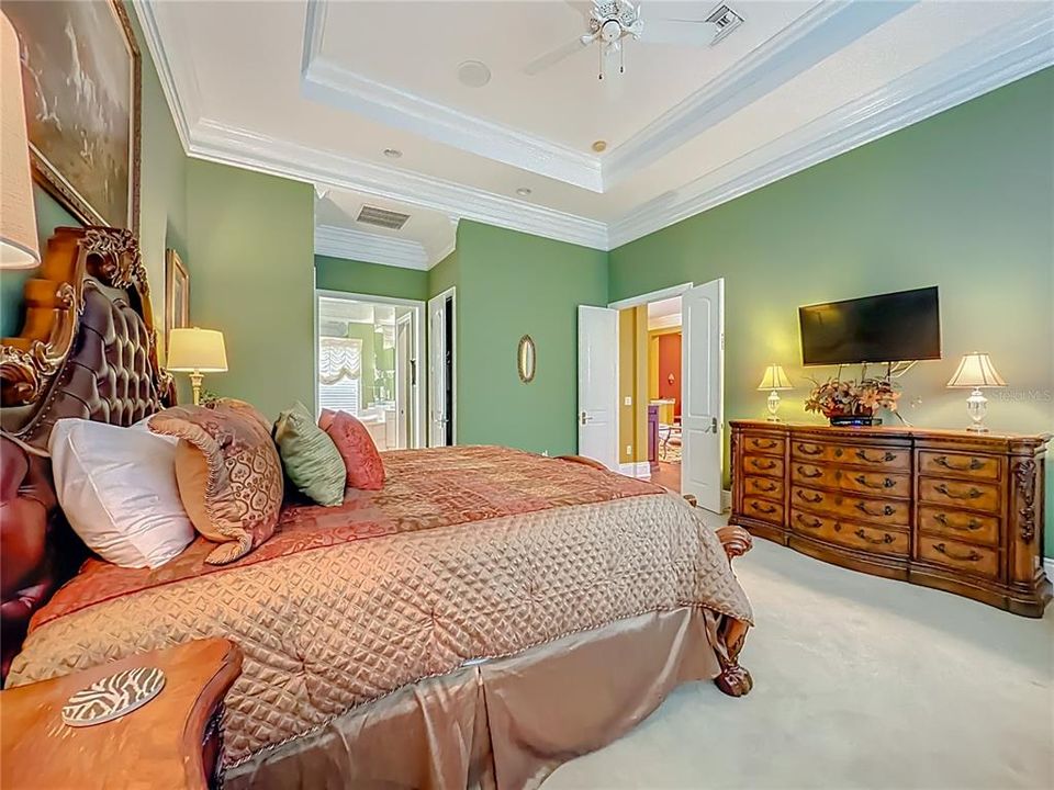 For Sale: $1,599,900 (2 beds, 2 baths, 2478 Square Feet)