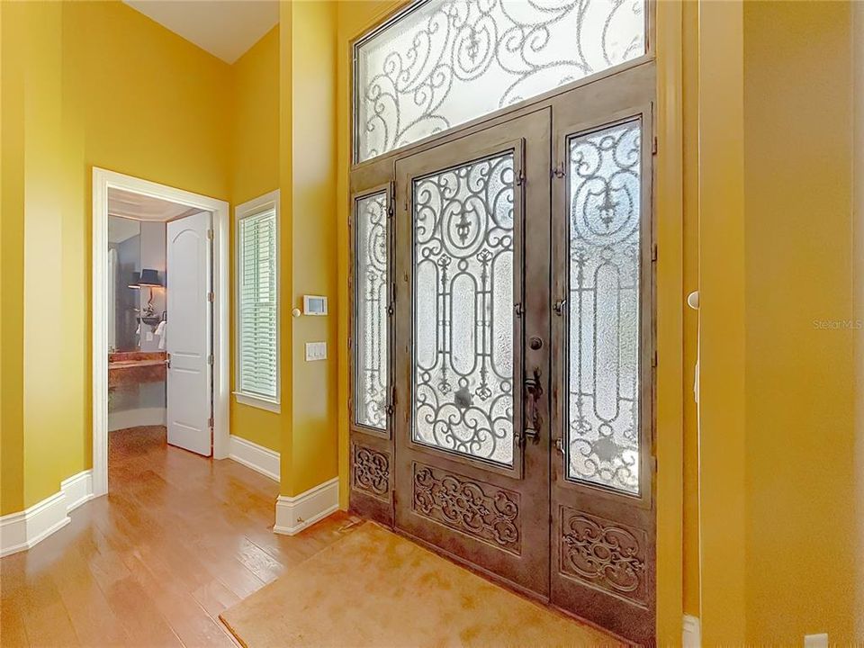 For Sale: $1,599,900 (2 beds, 2 baths, 2478 Square Feet)