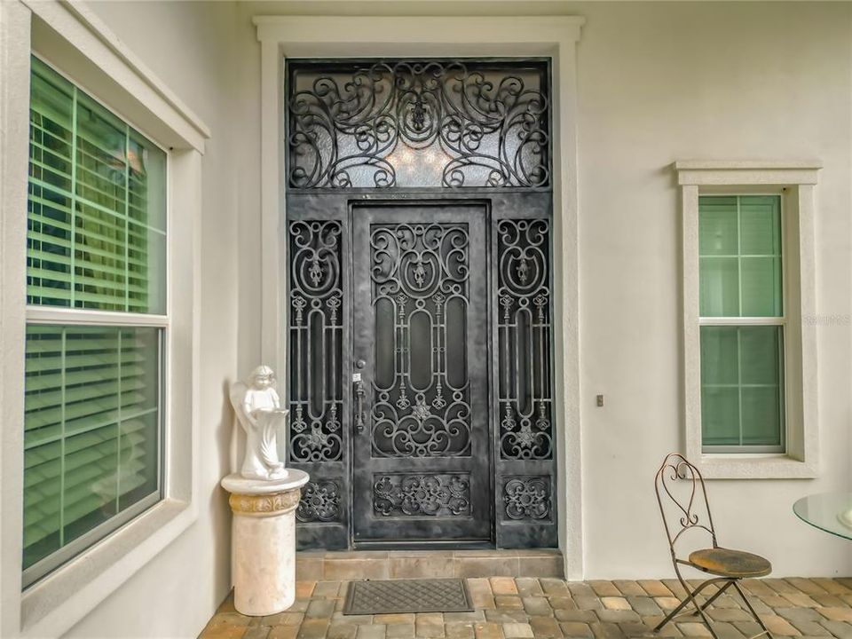 For Sale: $1,599,900 (2 beds, 2 baths, 2478 Square Feet)
