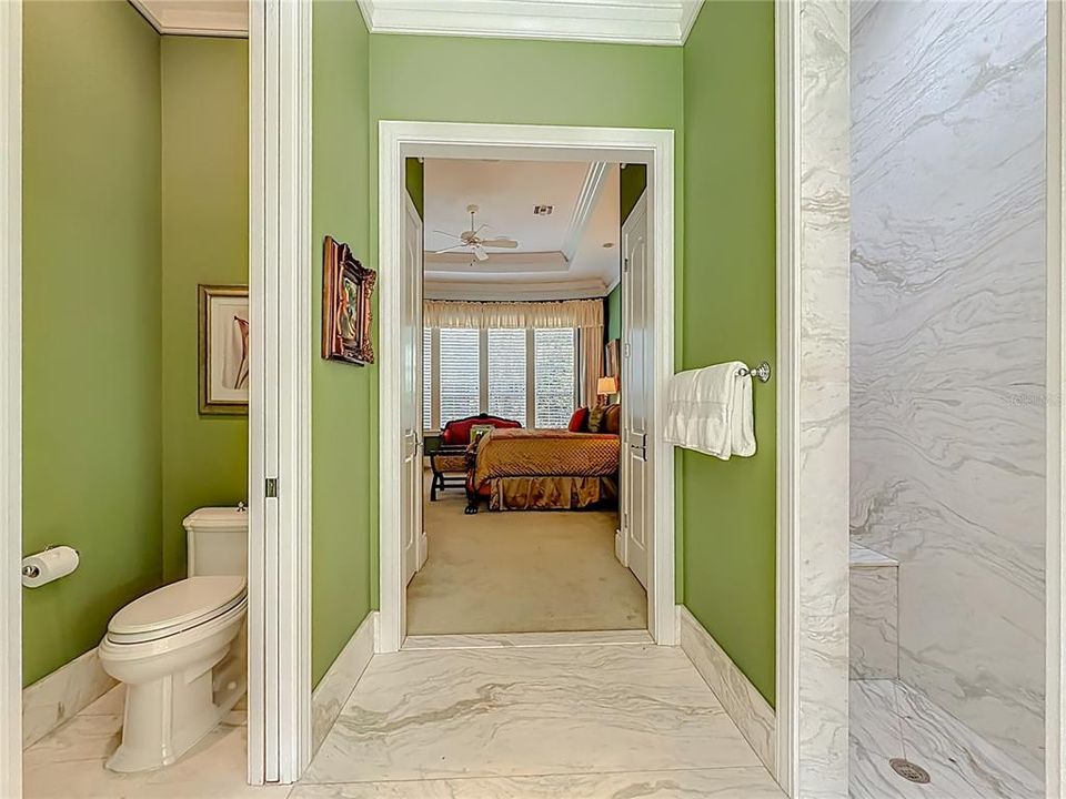 For Sale: $1,599,900 (2 beds, 2 baths, 2478 Square Feet)