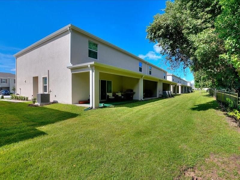 For Rent: $2,300 (3 beds, 2 baths, 1674 Square Feet)