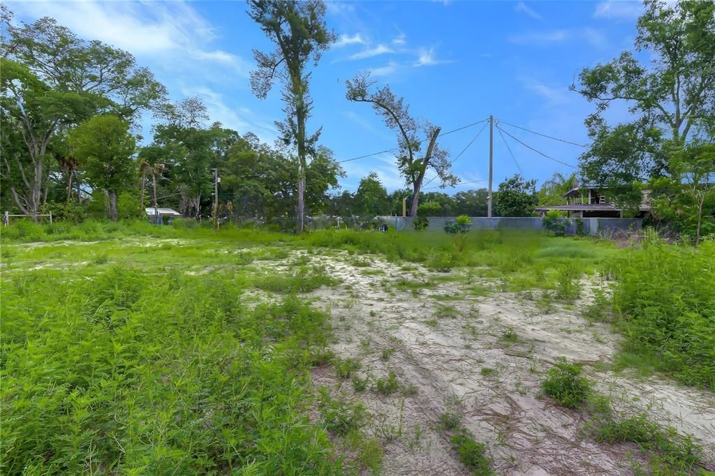 En Venta: $95,000 (0.19 acres)