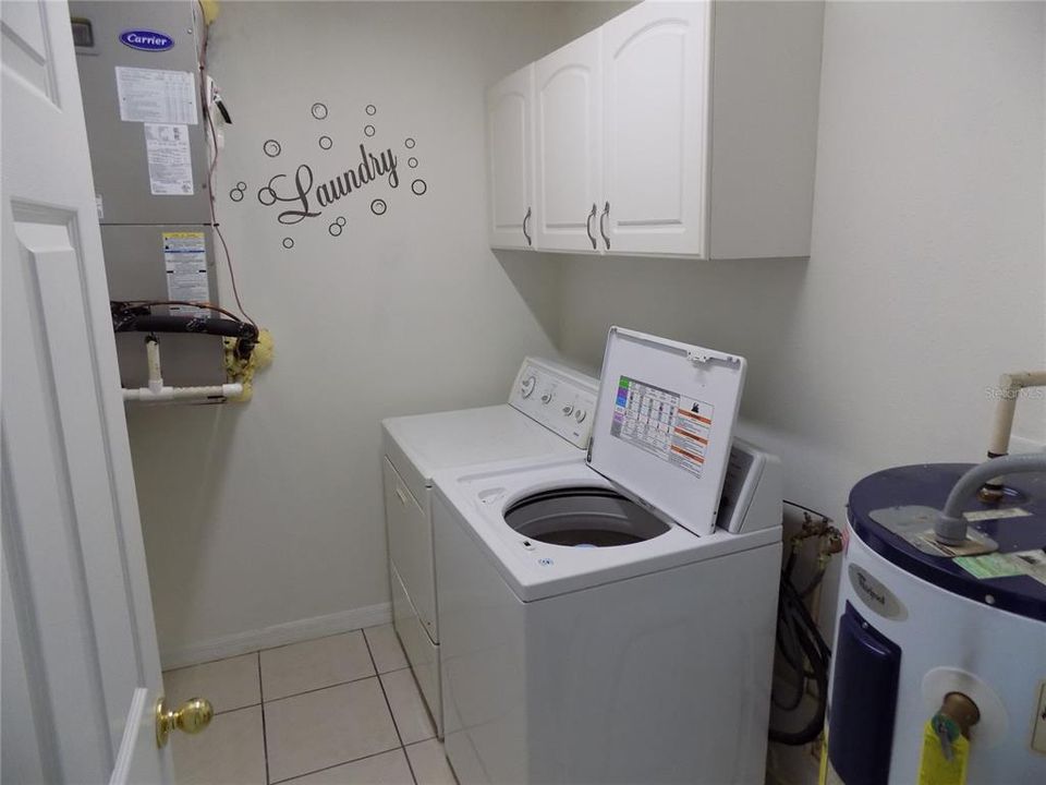 En Venta: $375,000 (4 camas, 2 baños, 1498 Pies cuadrados)
