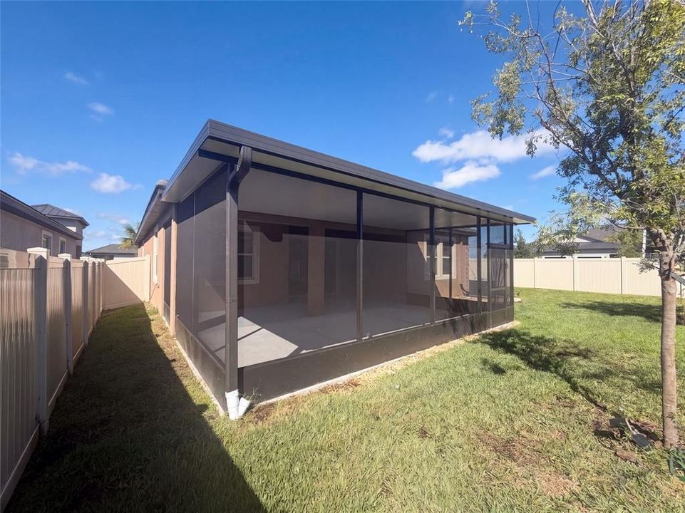 En Venta: $362,000 (2 camas, 2 baños, 1968 Pies cuadrados)