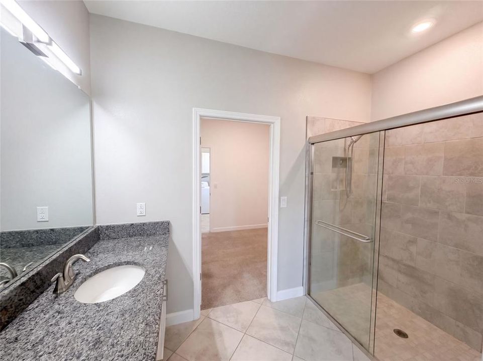 En Venta: $362,000 (2 camas, 2 baños, 1968 Pies cuadrados)