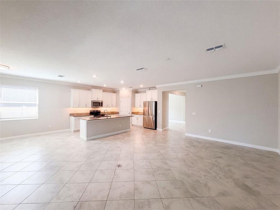 En Venta: $362,000 (2 camas, 2 baños, 1968 Pies cuadrados)