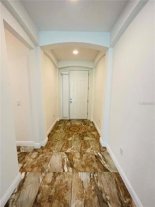 En Renta: $2,700 (4 camas, 2 baños, 1814 Pies cuadrados)