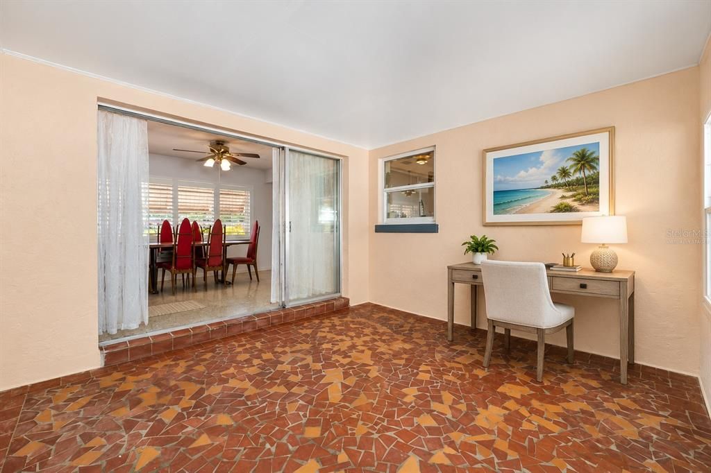 For Sale: $475,000 (2 beds, 2 baths, 1288 Square Feet)