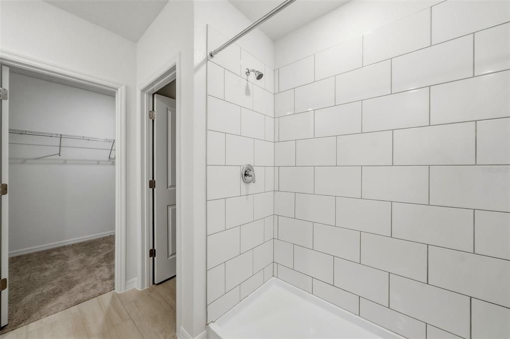 En Renta: $3,500 (6 camas, 3 baños, 3326 Pies cuadrados)